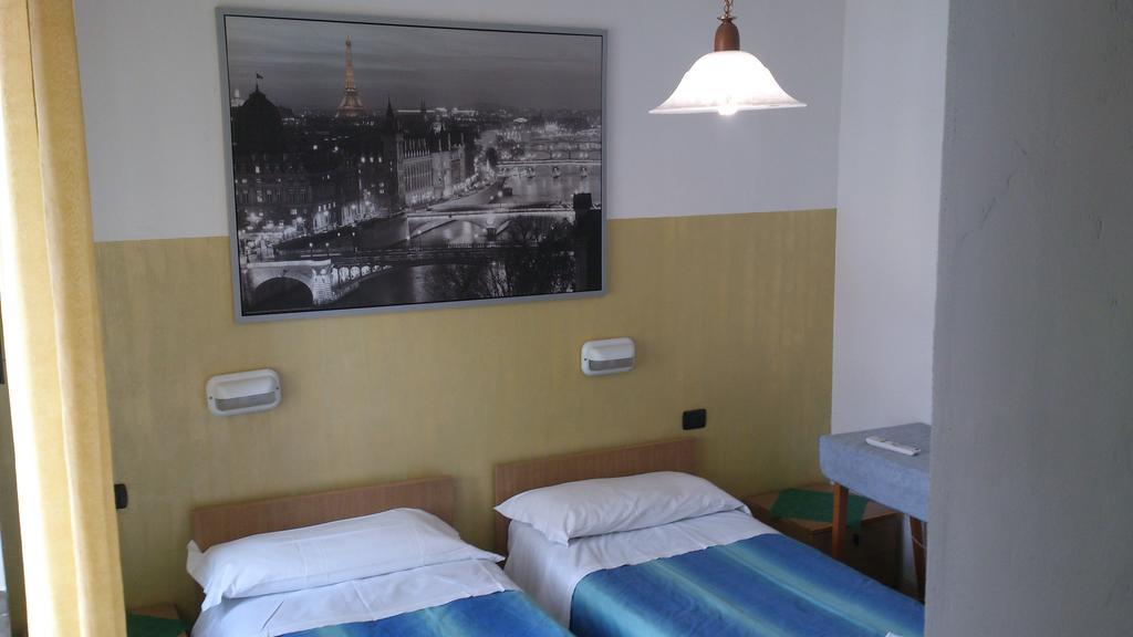 Hotel Paradise Bruzolo ภายนอก รูปภาพ