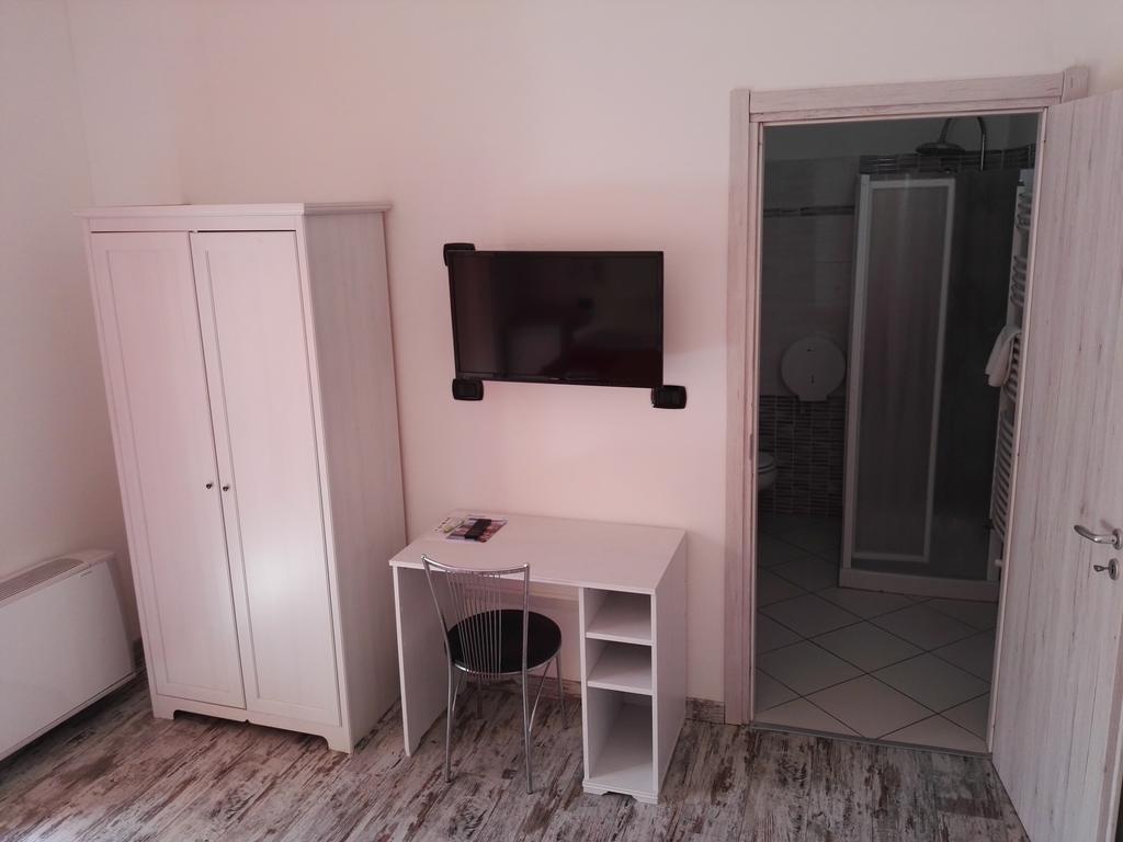 Hotel Paradise Bruzolo ภายนอก รูปภาพ