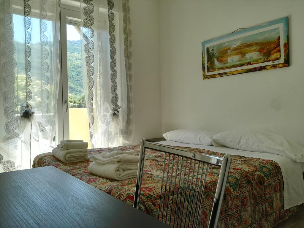 Hotel Paradise Bruzolo ภายนอก รูปภาพ