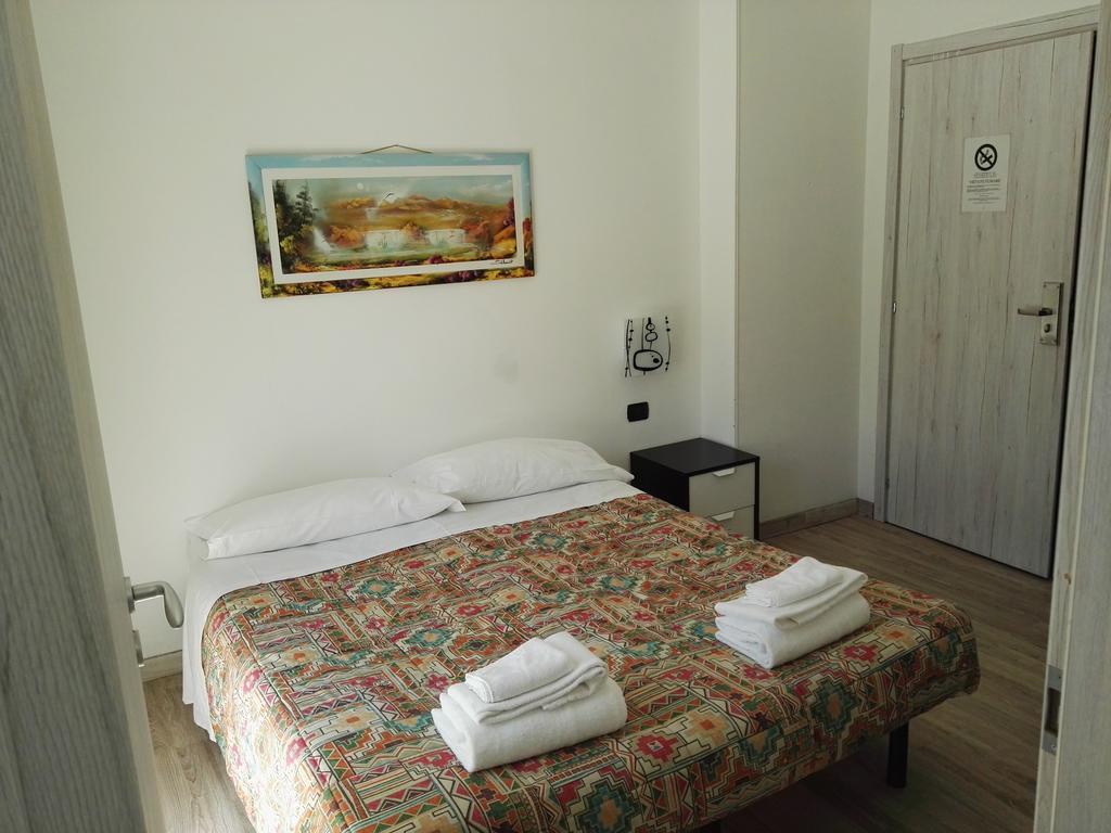 Hotel Paradise Bruzolo ภายนอก รูปภาพ