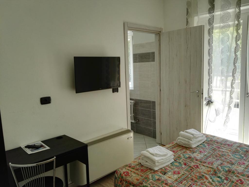 Hotel Paradise Bruzolo ภายนอก รูปภาพ